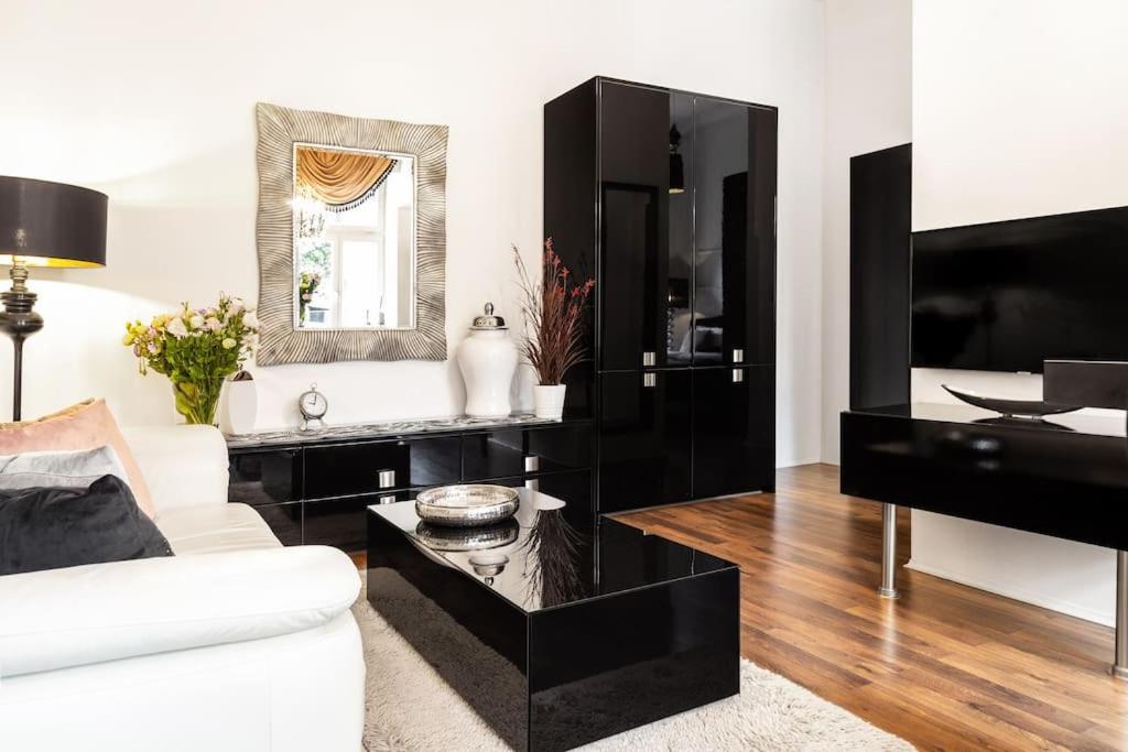 Househost Apartment:Lobzowska 22 Krakow Ngoại thất bức ảnh